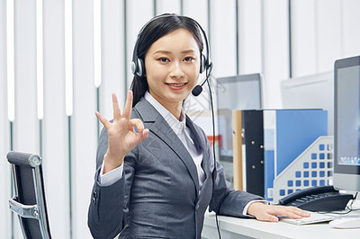探索专业客服服务 创意图片素材与咨询服务融合